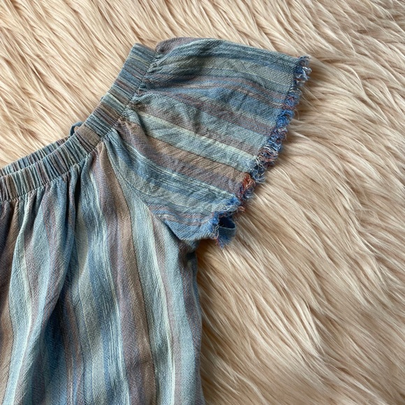 Cloth & Stone Top - Picture 3 of 6